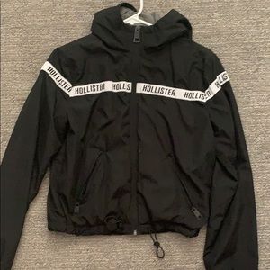 Hollister black and white windbreaker
